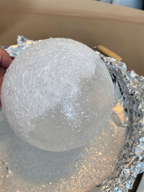 How To Make Diy Glowing Snowballs How To Make Diy Glowing