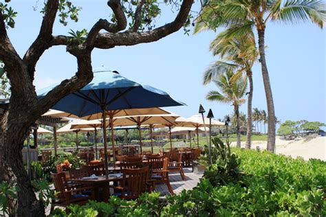 We already explored the best restaurants in hilo, so let's move to the west side of the big island. Top 10 Restaurants in Kona, Hawaii the "Big Island" - Delishhh