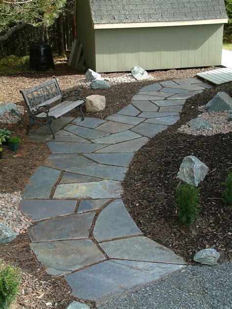 14 Small Backyard Ideas With Flagstone References
