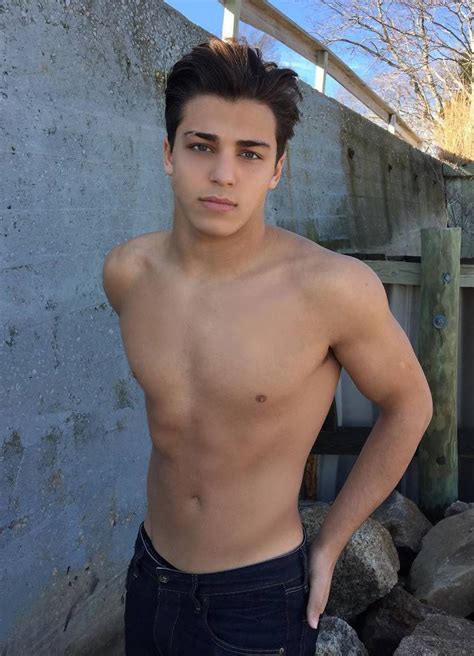 Tanner Zagarino Tanner Zagarino Mode Masculine Mans World Male Physique Guy Pictures Twinks