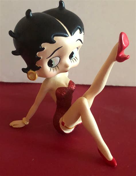 Betty Boop Strike A Pose Bobblehead Figurine Retired Goodies Galore