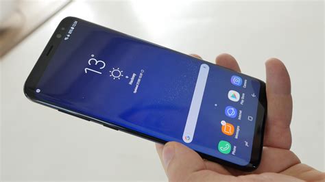 Harga smartphone samsung galaxy s8 64gb dibandrol sekitar 10 juta, harga smartphone samsung galaxy s8 64gb tidak murah, harga smartphone samsung galaxy s8 64gb yang fantastis ini tentu berbanding lurus dengan fitur canggih yang dimilikinya, dan dapat dikatakan spesifikasi yang dimiliki. Samsung Galaxy S8 Plus Test - CHIP