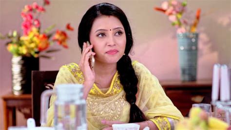 Suhani Si Ek Ladki Watch Episode 27 Menaka Shocks Ragini On Disney Hotstar