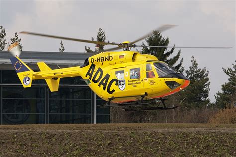Tobee kommt im helikopter um die ecke. File:ADAC BK117 D-HBND.jpg - Wikimedia Commons