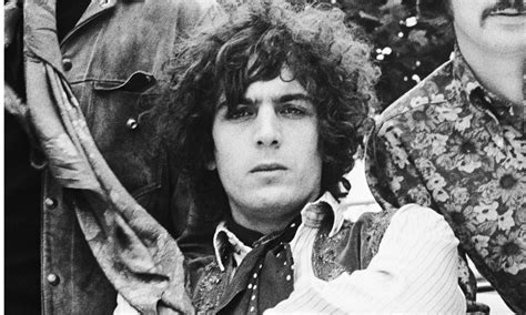 Dinge ihr über Syd Barrett von Pink Floyd noch nicht wusstet