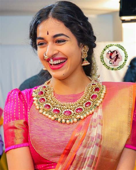 A Gorgeous Model Who Dressed Up Herself In A Typical Tamil Brahmin Traditional Style Attended A