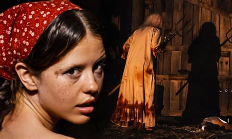Pearl Review Mia Goth And Ti West Scare Up A Storm In Extraordinary