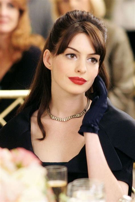 30 Of The Most Iconic Red Lip Moments Of All Time Anne Hathaway Hair