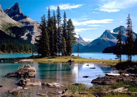 Enjoy The Natural Beauty Of Alberta Canada ~ Travell And