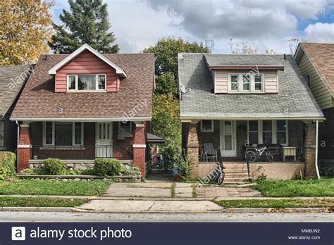 There is a barbecue and guests can make use of free wifi and free private parking. Houses in Windsor, Ontario, Canada Stock Photo: 187726254 ...