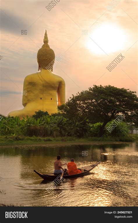 Buddha Thai Temple With A Rowing Boat Free Template Ppt Premium