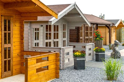 Und auch terrassenüberdachungen bedürfen in vielen fällen keiner baugenehmigung und damit auch keiner nachbarzustimmung mehr. Gartenhäuser aus Polen - eine günstige Alternative? So ...