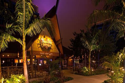 Disneyland Hotel, Anaheim: $378 Room Prices & Reviews | Travelocity