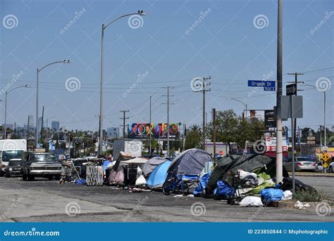 Homeless Encampment La Editorial Stock Image Image Of Problems 223850844