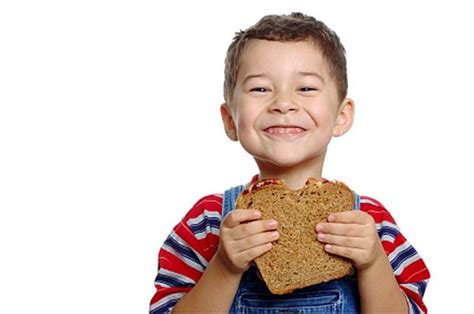5 Easy Ways To Get Your Kids To Eat More Whole Grains