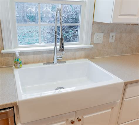 The sink is handmade with a latex coating sprayed underneath plus heavy duty pads to help absorb and deaden sounds. Josephine QuickFit Drop-in Fireclay Farmhouse Kitchen Sink ...