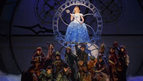 Wicked Review The Beloved Musical Has A Wickedly Different Feeling