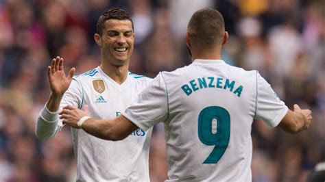 Benzema Surclasse Cristiano Ronaldo Crumpe