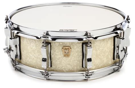 Ludwig Classic Maple Snare Drum 5 X 14 Inch Vintage White Marine