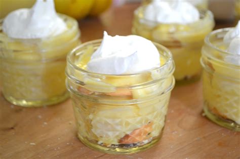 Before i made this dessert i read practically every review written and therefore, made the following changes: TIP GARDEN: 4 Mason Jar Party Dessert Cup Ideas