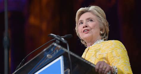 Hillary Clinton Calling New Book What Happened Promises To Let Her