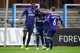 Paul onuachu rejoint en 2012 le fc midtjylland en provenance du club affilié de fc ebedei (en), au nigeria, après un voyage scolaire 1. Onuachu Hits 15th Goal Of The Season As FC Midtjylland ...