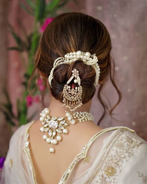 Share 171 Indian Hairstyles With Hair Accessories Dedaotaonec