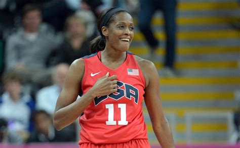 Wnba Veteran Swin Cash Draws Inspiration Toughness From Her Mom For The Win