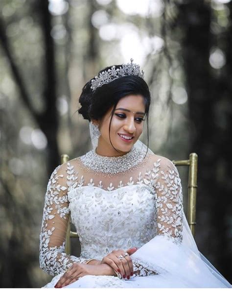 Indian Wedding Gowns White Wedding Gowns Princess Wedding Dresses Wedding Dress Styles