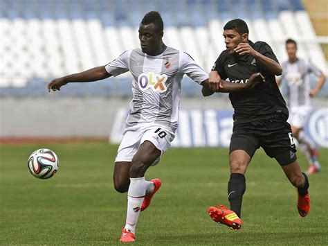 Football predictions h2h betting tips.the match preview to the football match vitoria guimaraes vs benfica in the primeira liga of. Nhận định Benfica vs Vitoria Guimaraes, 4h00 ngày 17/12