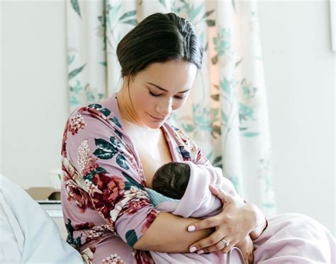 World Breastfeeding Week Celebrities Who Support Breastfeeding