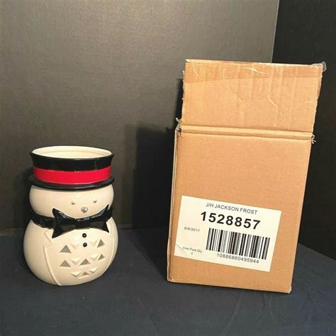 Yankee Candle Snowman Luminary Tea Light Holder Sparkling Cinnamon Set