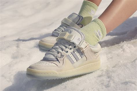 Le Nuove Bad Bunny X Adidas Forum Low Chalk White Outpump