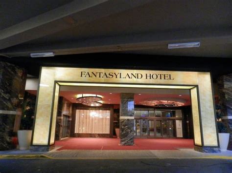 Fantasyland Hotel Where We Stayed Picture Of West Edmonton Mall