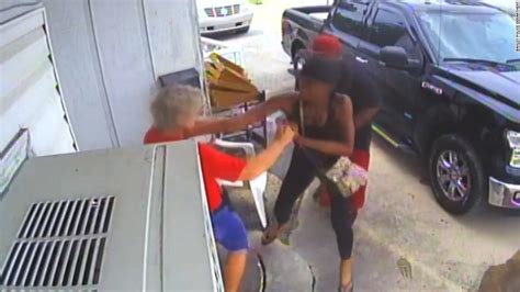 Police Mother Daughter Assaulted Over Food Cnn Video