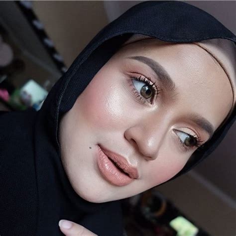Okaya foundation malaysia mua hebat semua pakai!! D'STYLO BOUTIQUE: OKAYA FOUNDATION - CREAM TO POWDER