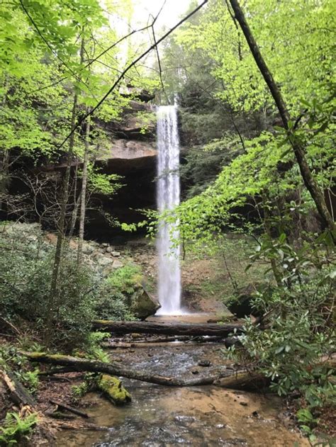 Youll Never Forget A Hike Through This Kentucky Cave Waterfall