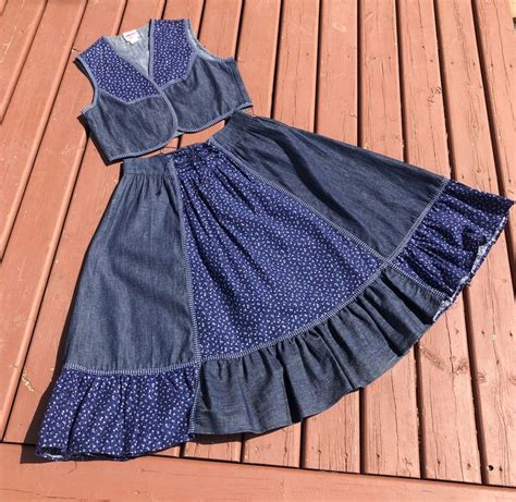 70s 2 Piece Set Calico Skirt And Vest Prairie Skirt Corset Etsy