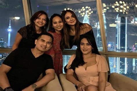 Foto luna maya di malaysia. Luna Maya Hadiri Acara Keluarga Besar Faisal Nasimuddin di ...