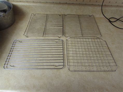 Lot Detail Muffin Tins Cooling Racks And More