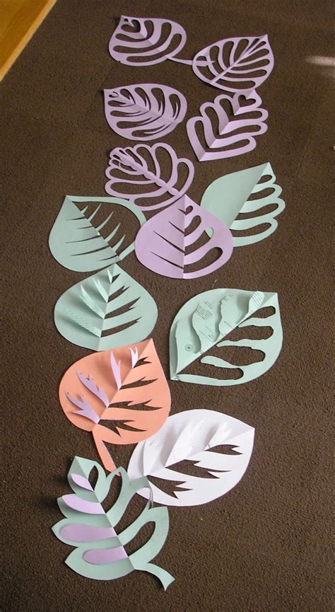 50 Easy Paper Cutting Crafts For Beginners