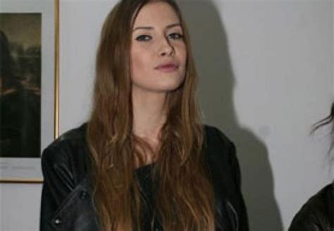 Reacția criticului de modă la adresa. Insarcinata, Iulia Albu pofteste la coacaze