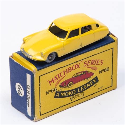 Matchbox Series No66 Citroen Ds19 In Deep Yellow With Black Base And
