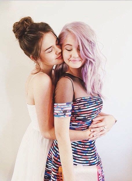 pin by t marie on amour lesbien debby ryan maia mitchell cute lesbian couples