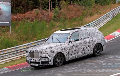 Whether you're nestled into the driver's seat or resting in the rear suite. 2019 Rolls-Royce Cullinan Interior Spied, Prototype ...