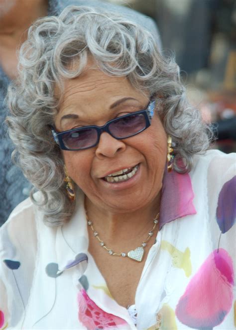“touched By An Angel” Star Della Reese Dies At 86 The Cincinnati Herald