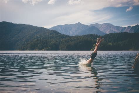 Find The Best Lakes Near You To Swim In This Summer Swimjim