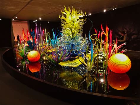 Dale Chihuly 1941 Is Een Amerikaanse Glaskunstenaar En Beeldhouwer