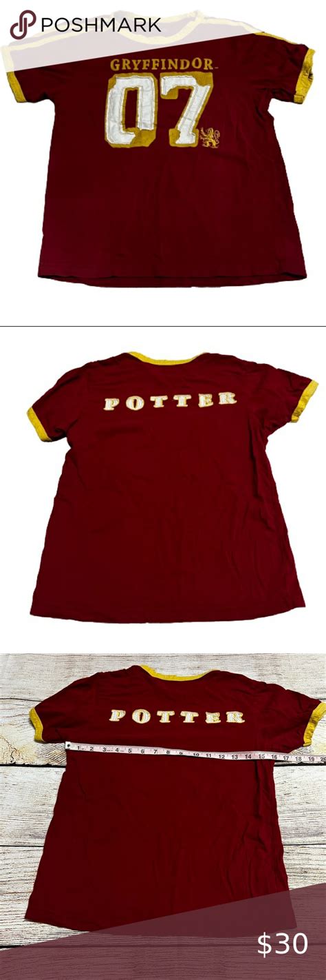 The Wizarding World Of Harry Potter Harry Potter Gryffindor Quidditch