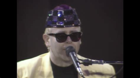 Elton John Rocket Man Tekst - Nickelback Saturday Nights Alright For Fighting - ImageFootball